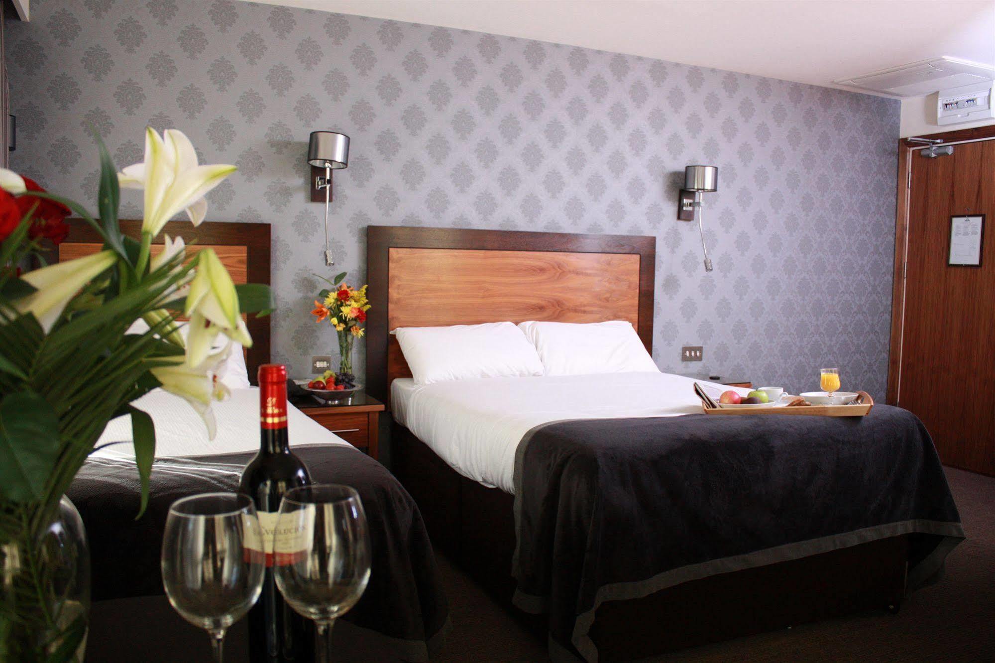 Treacys Hotel & Leisure Centre Waterford Dış mekan fotoğraf